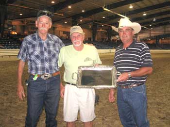 Presenting the Trophy to Jimmy Beane is NASMA President Karl Schneider and President Elect Tom Cochran. 